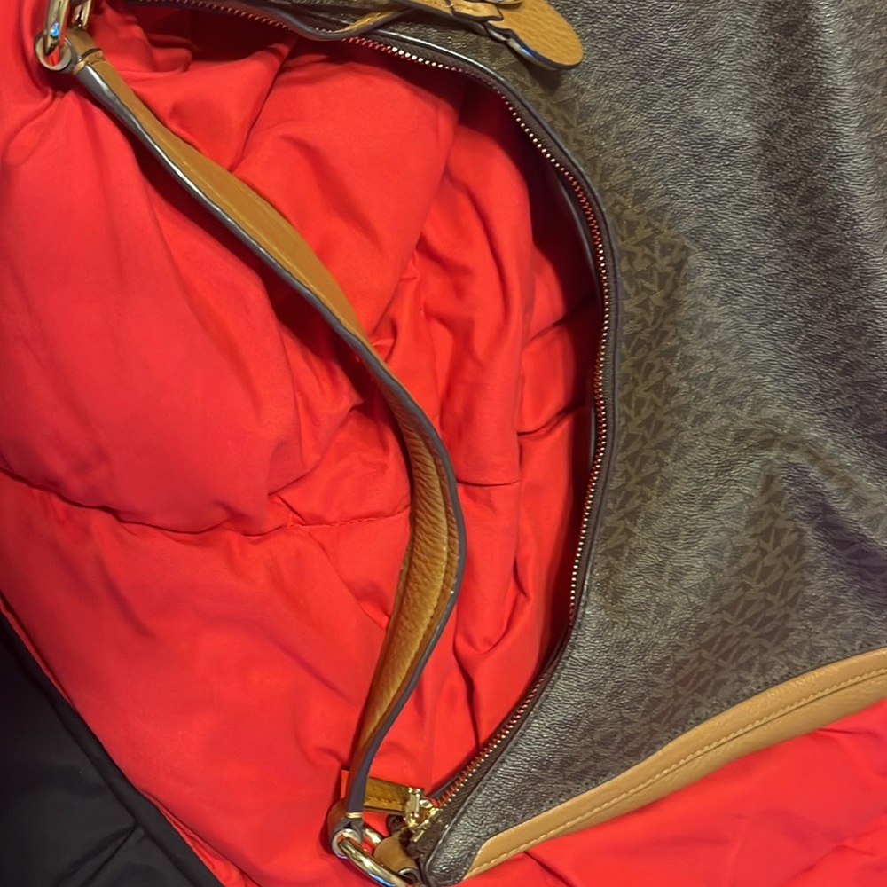 Michael Kors shoulder bag - Picture 12 of 15